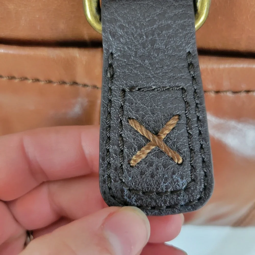 The Sak Genuine Leather Crossbody‎ Bag Purse Brown Tan